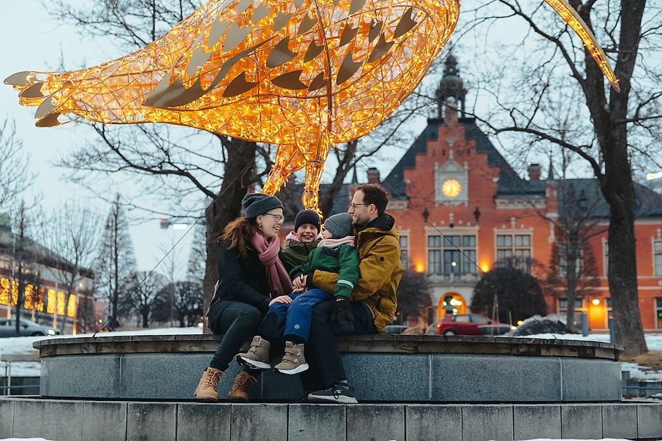 The Edelbroeks in a park in Umeå centre