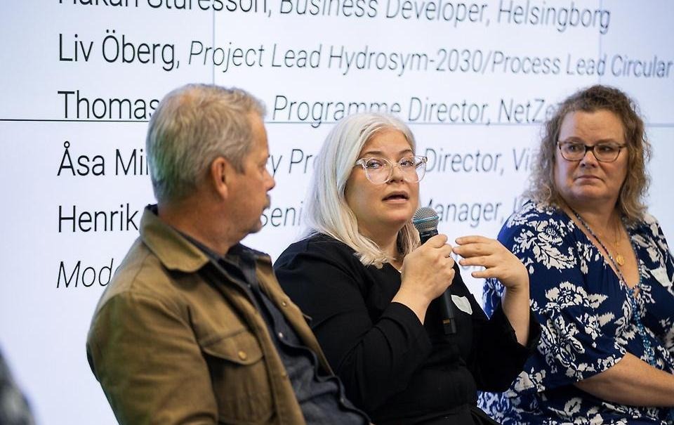 Ange alt-text; vad bilder föreställer.