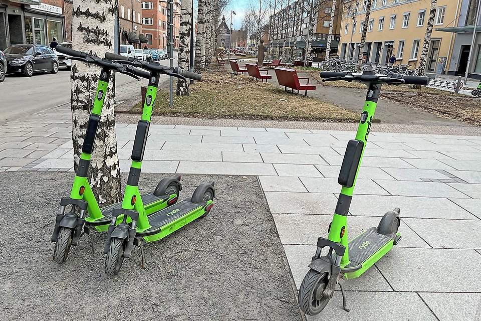 Ange alt-text; vad bilder föreställer.